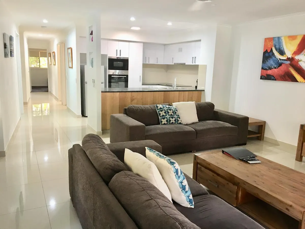 Cha Private Apts Diamond Beach Gold Coast